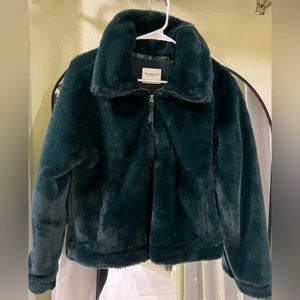Abercrombie, size XS green fur sweater